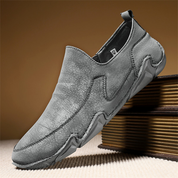 Men's genuine leather soft-soled casual loafers