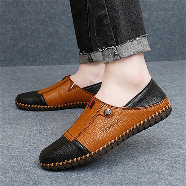Men's Casual Leather Loafers – Slip-On Two-Tone Driving Shoes with Non-Slip Sole for Daily Wea