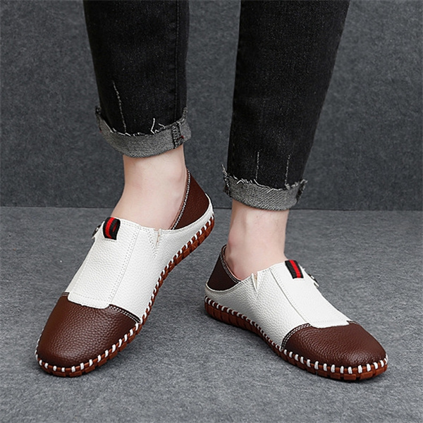 Men's Casual Leather Loafers – Slip-On Two-Tone Driving Shoes with Non-Slip Sole for Daily Wea