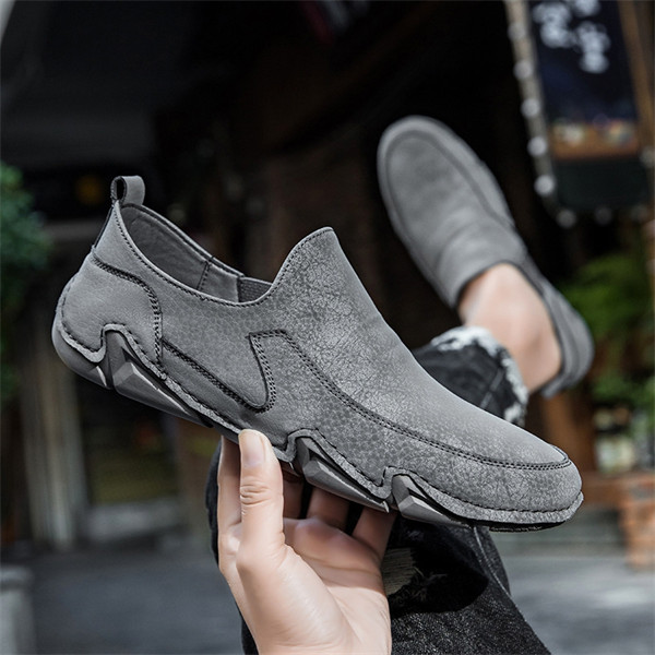 Men's genuine leather soft-soled casual loafers