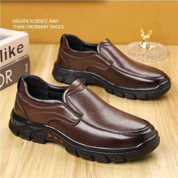 Genuine leather soft-soled non-slip new casual men's shoes for middle-aged and elderly men