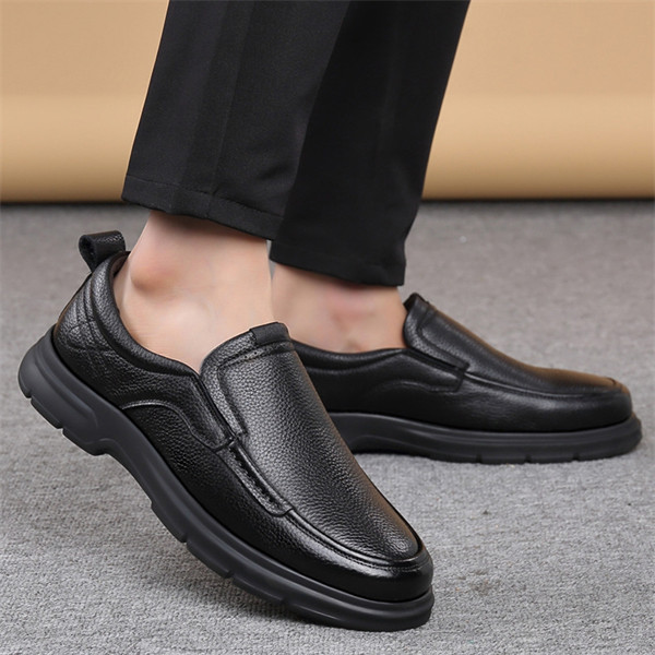 Genuine leather, soft sole, soft surface, non-slip, breathable casual leather shoes for middle-aged and elderly men