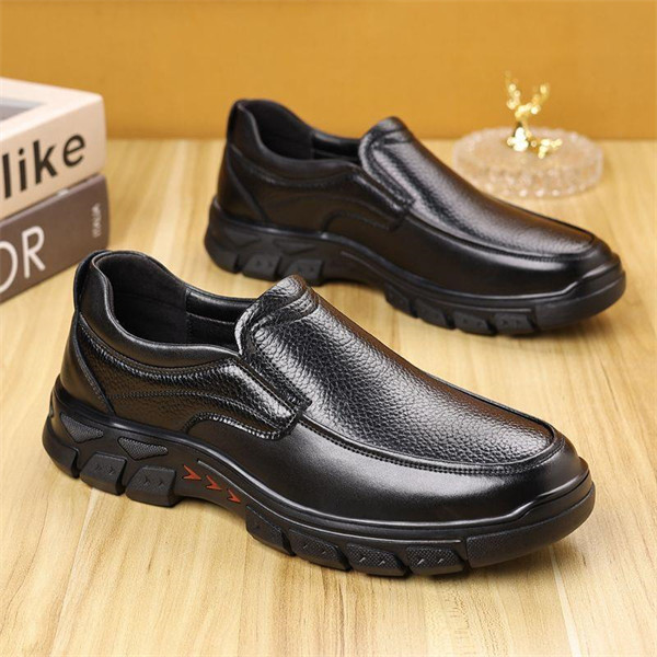 Genuine leather soft-soled non-slip new casual men's shoes for middle-aged and elderly men