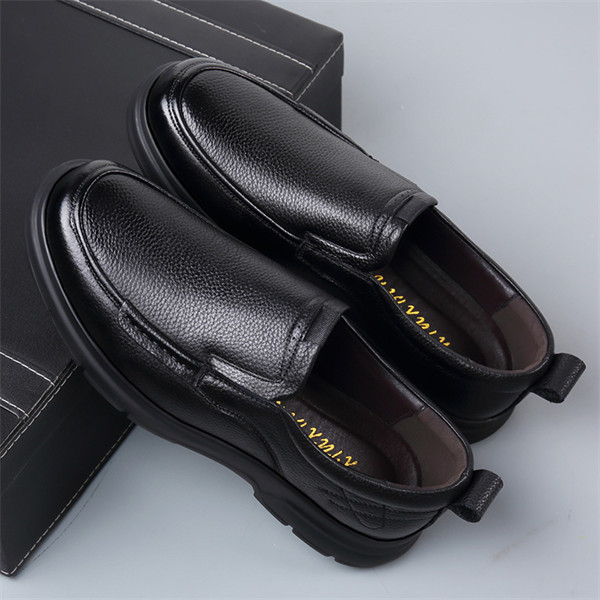 Genuine leather, soft sole, soft surface, non-slip, breathable casual leather shoes for middle-aged and elderly men