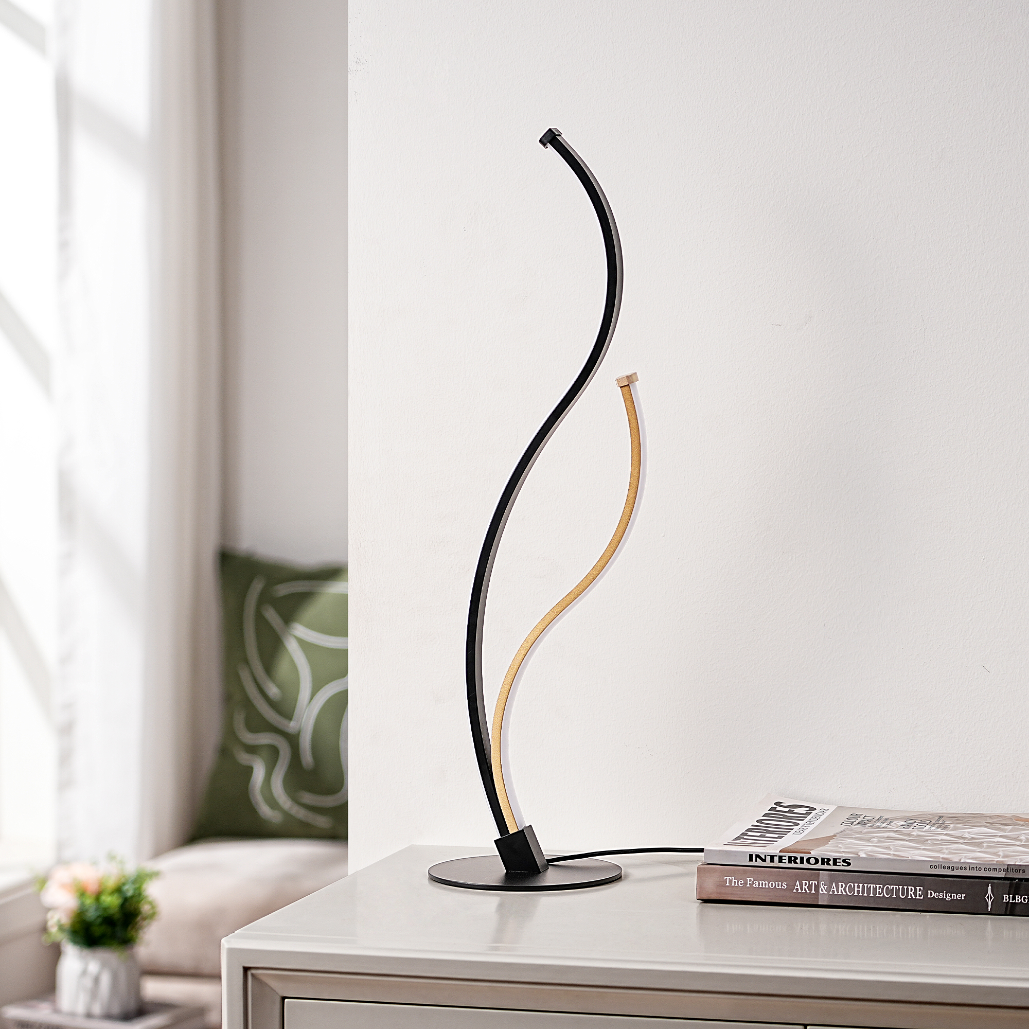 EDISHINE Novelty Led Table Lamp With Touch Control-HWTL02V