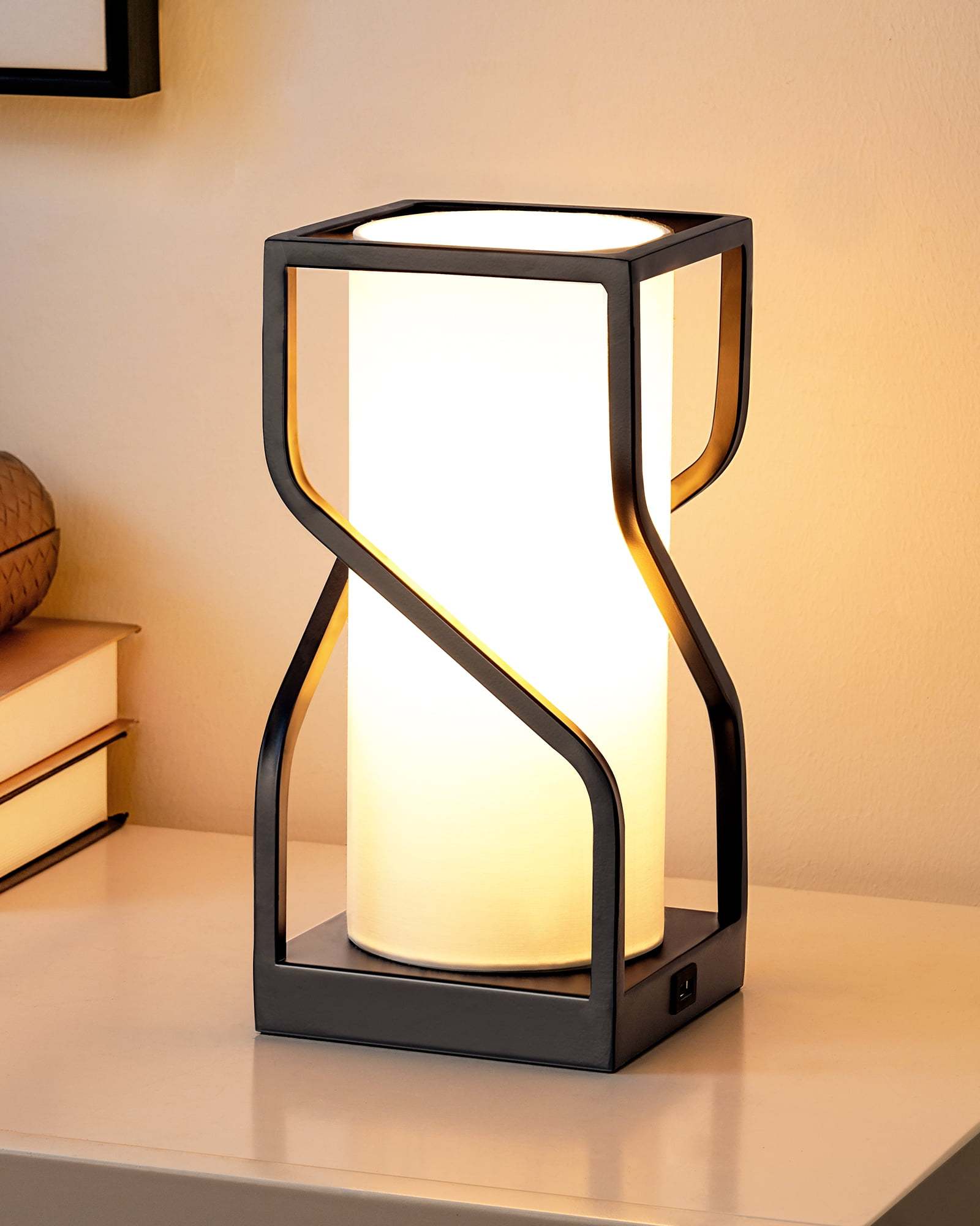 EDISHINE Metal USB Table Lamp, White Crease-HWTL12C