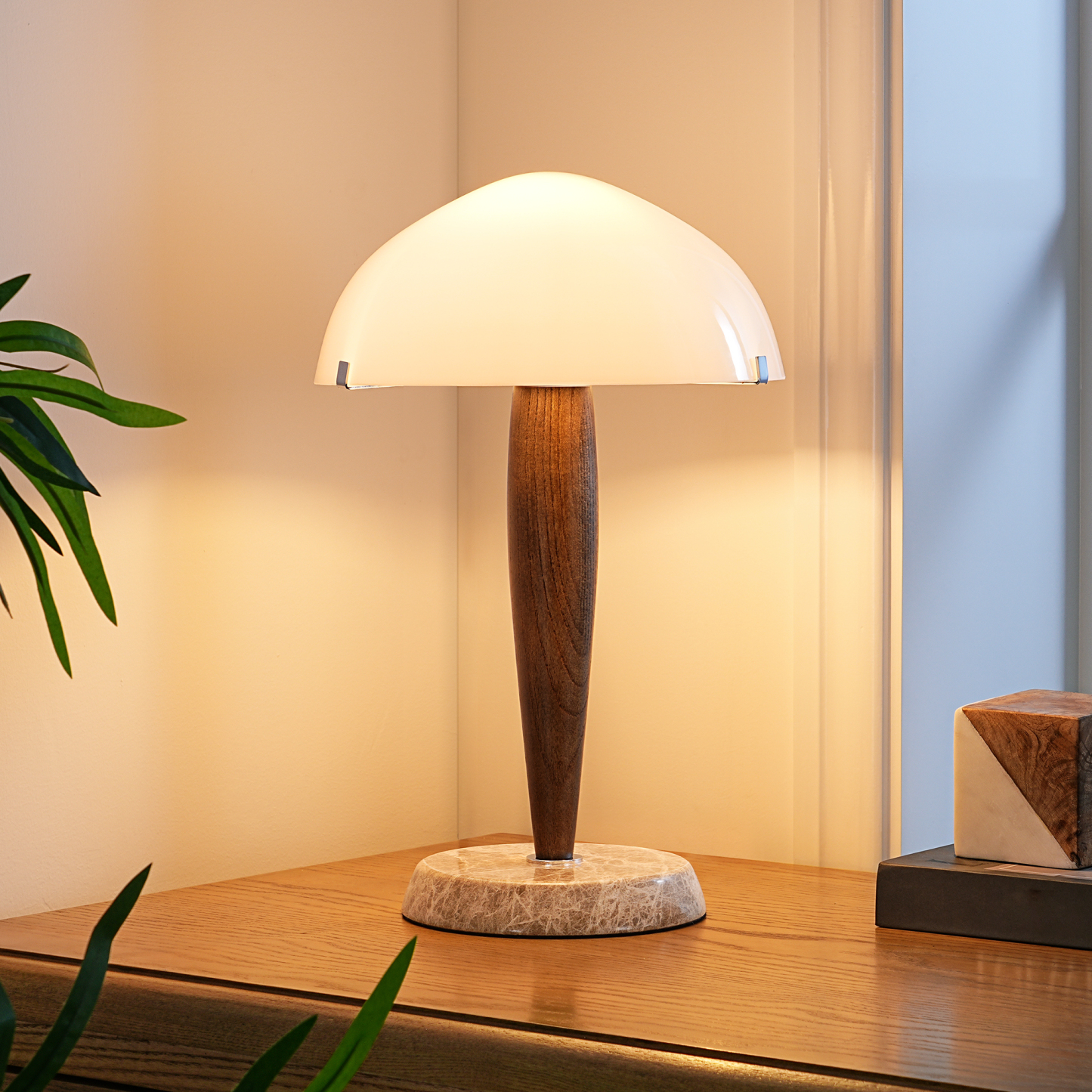 EDISHINE Glass Mushroom Tablelamp With Brown Marble Base-HWTL15E