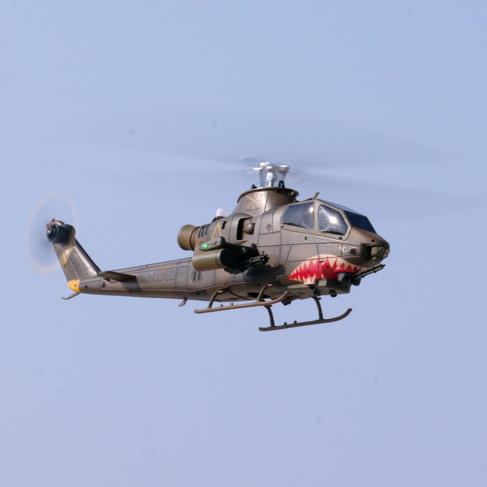 YUXIANG F112S AH-1 Cobra Green Weathered GPS Stabilized Helicopter - RTF