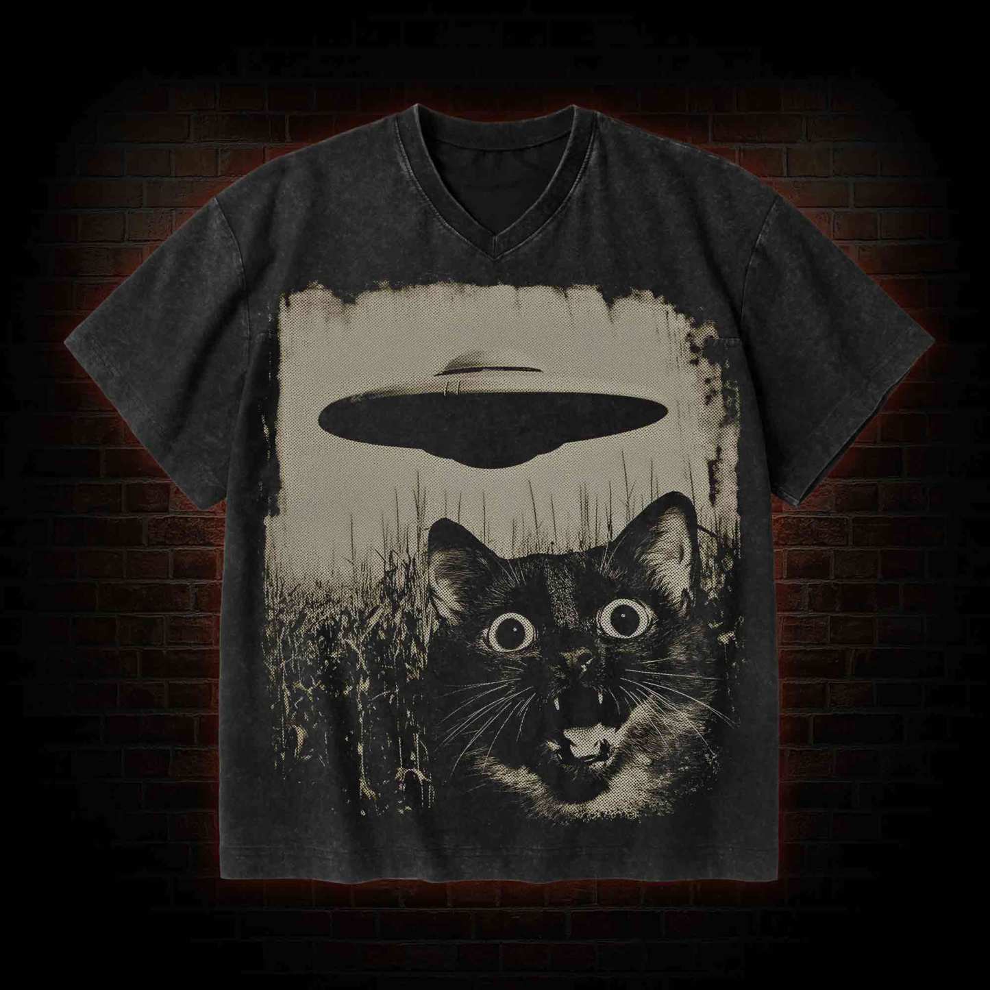 UFO & Cat V-Neck Streetwear Washed T-shirt