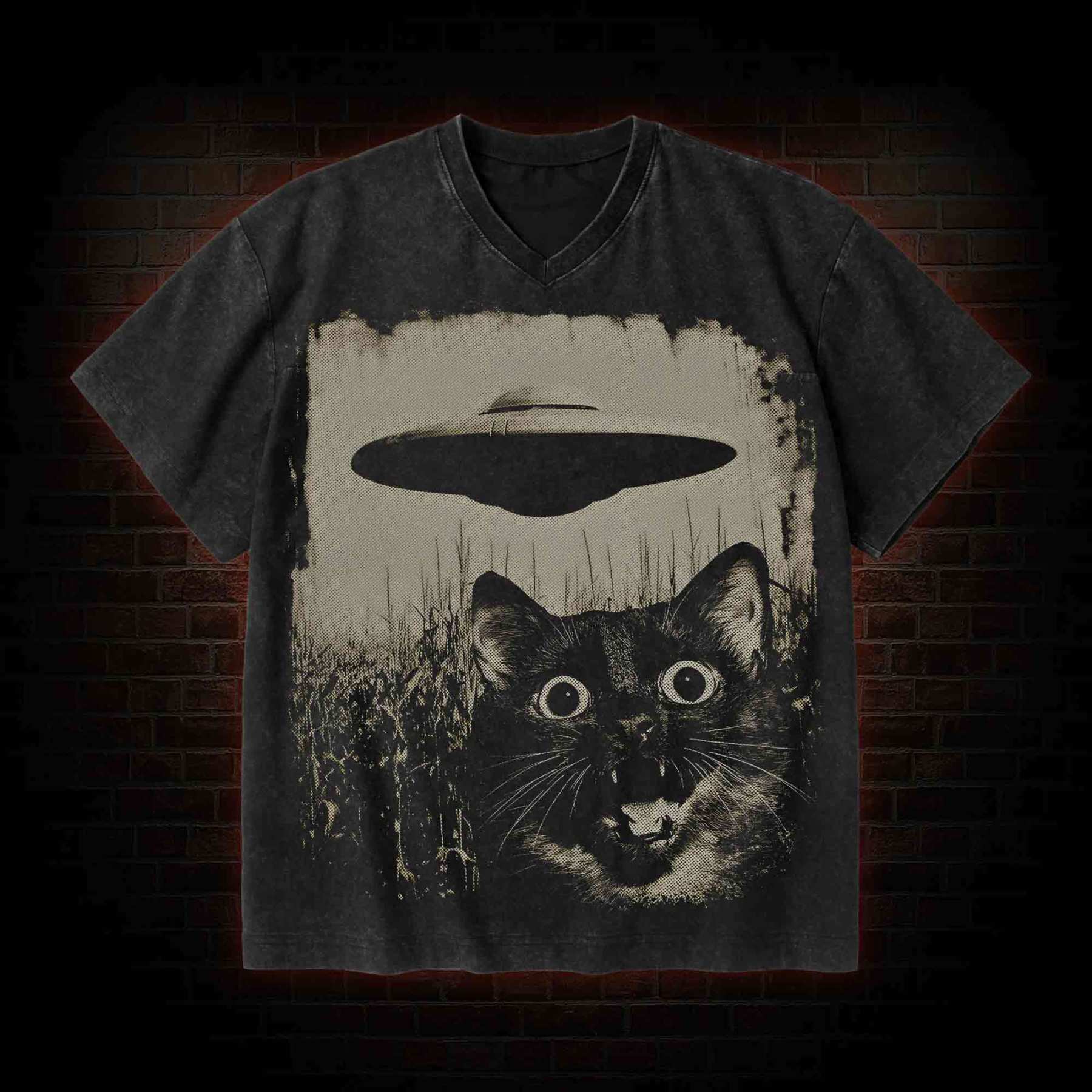 UFO & Cat V-Neck Streetwear Washed T-shirt