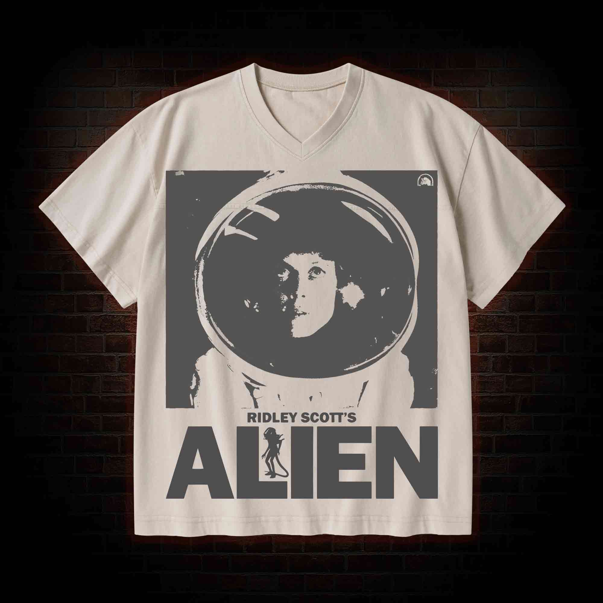 Retro Alien V-Neck Streetwear Washed T-shirt