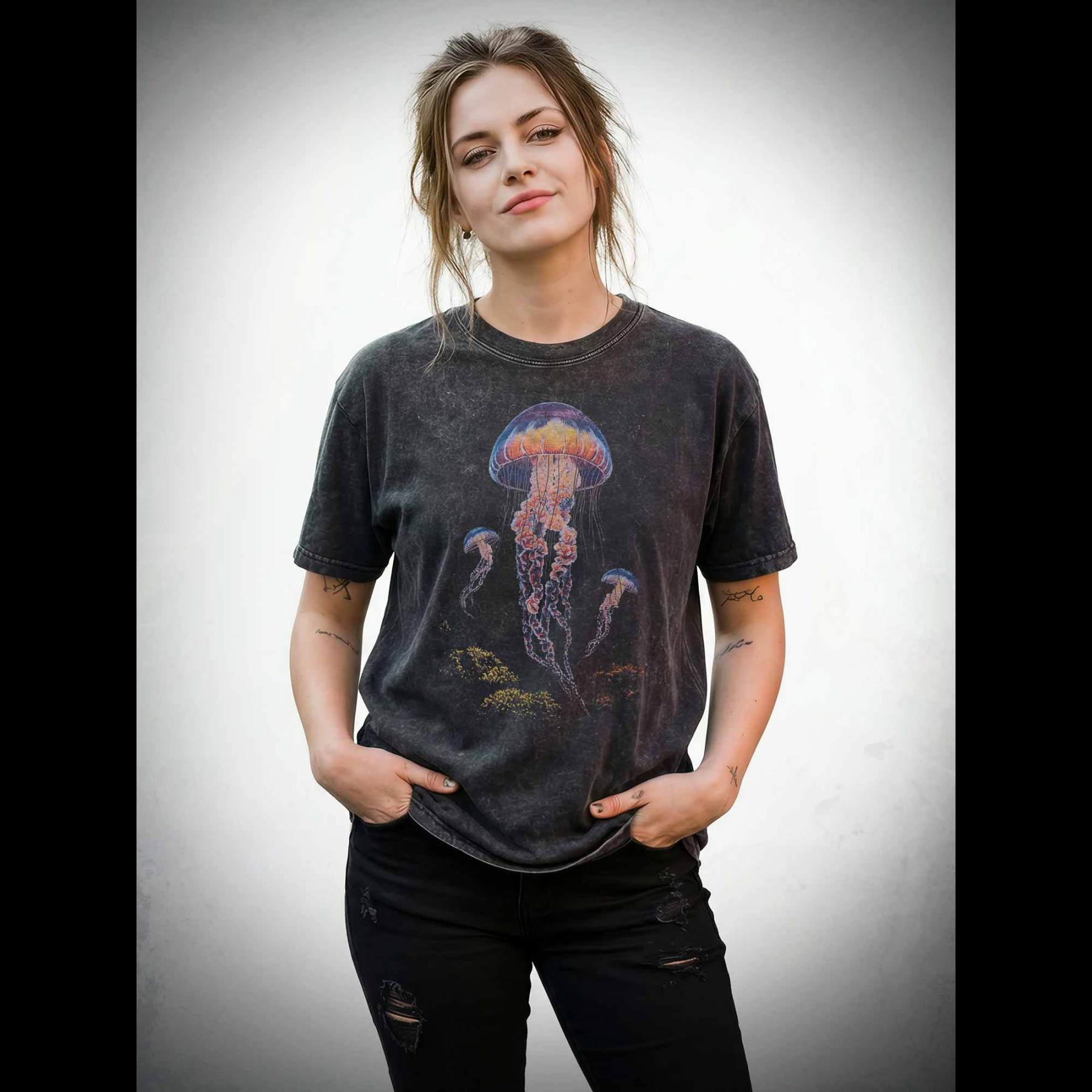 Vintage Jellyfish Dark Ocean Grunge Washed T-shirt