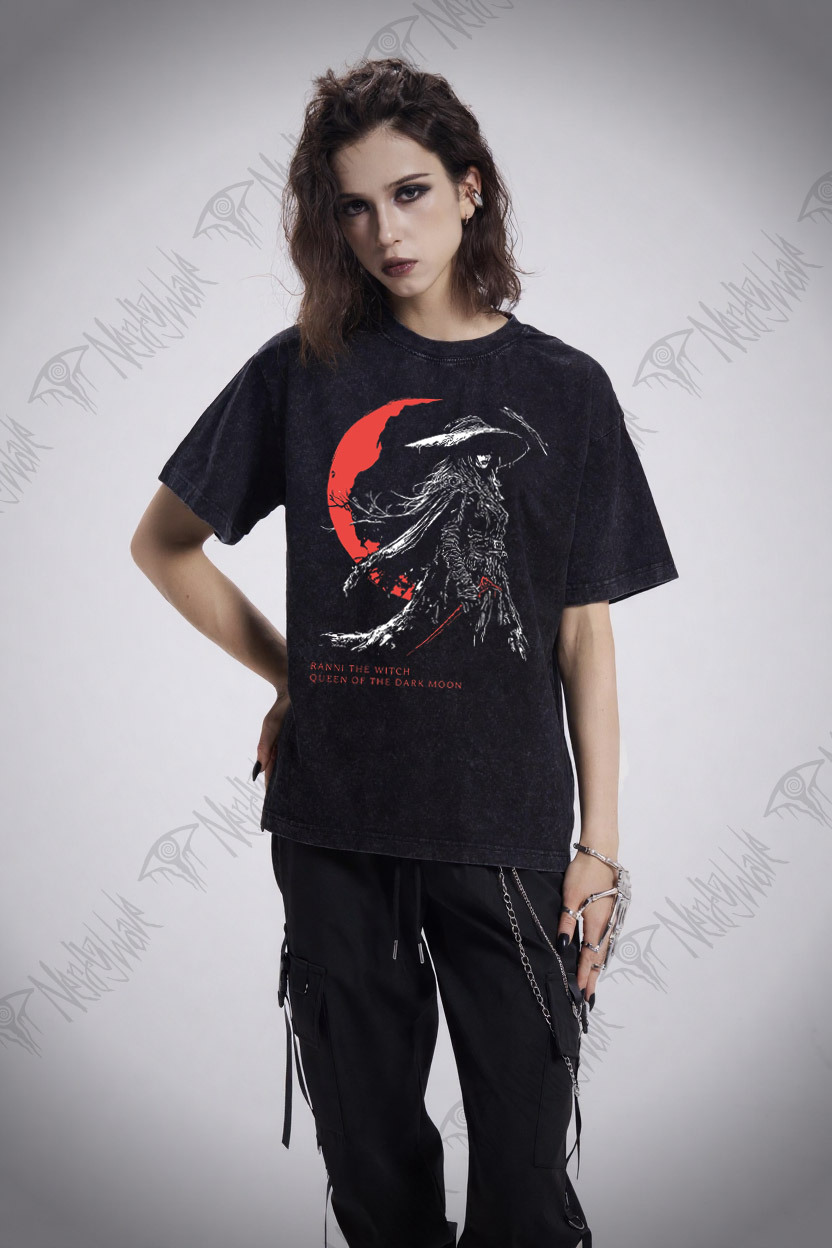 Queen of The Dark Moon Washed T-shirt