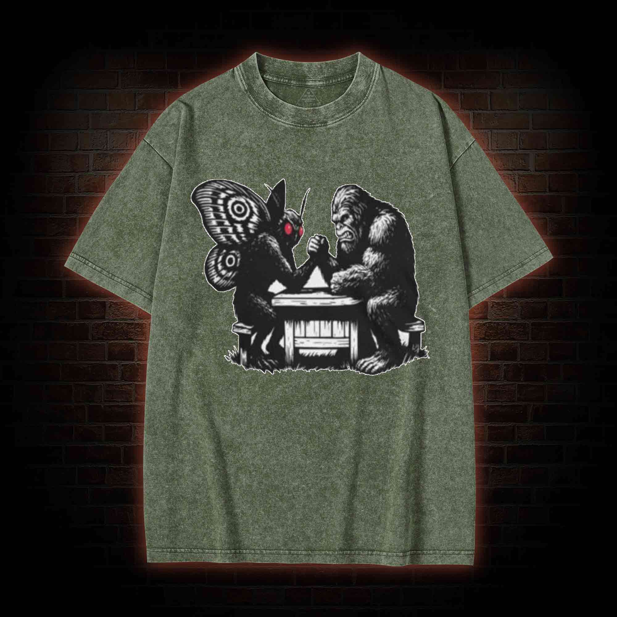 Bigfoot V Mothman Washed T-shirt