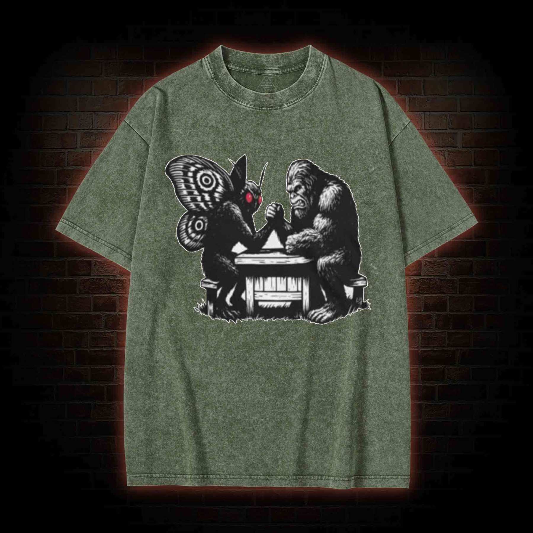 Bigfoot V Mothman Washed T-shirt