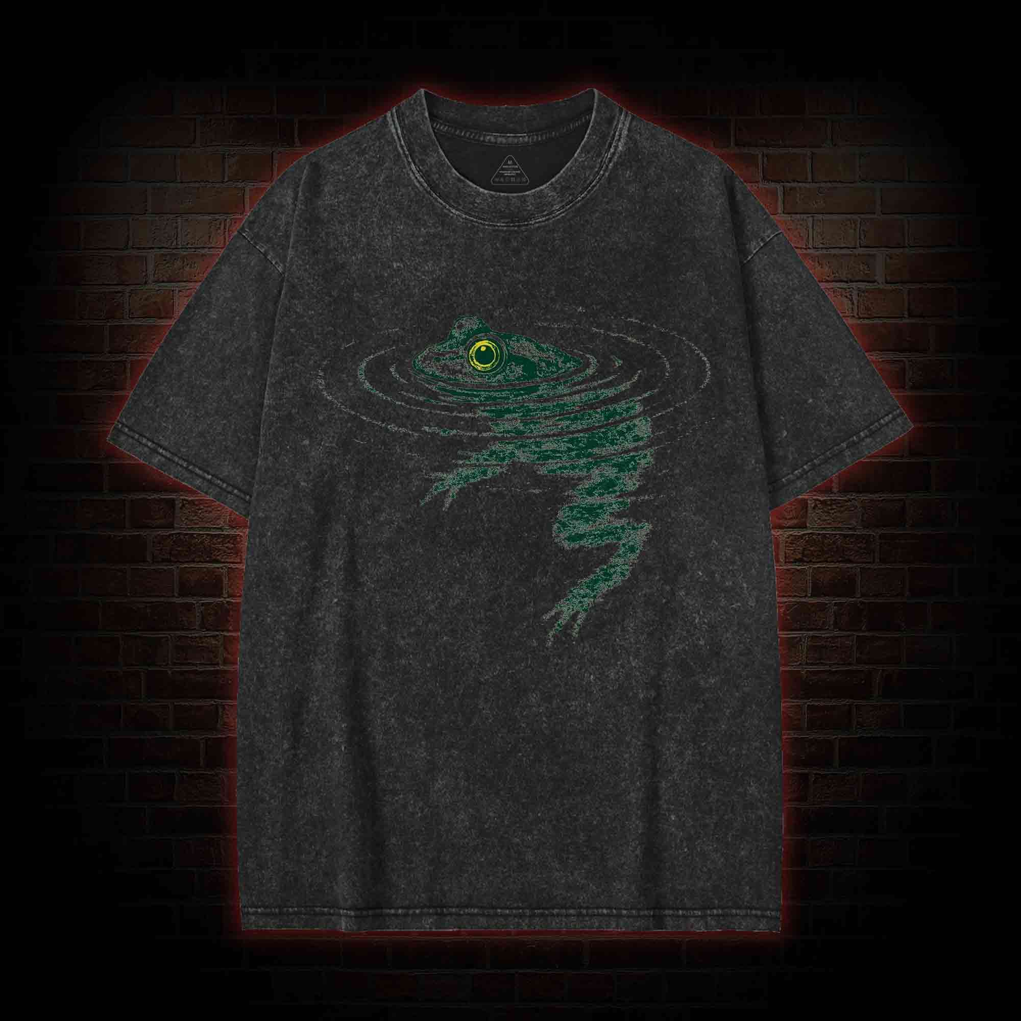 Frog Swimming Washed T-shirt
