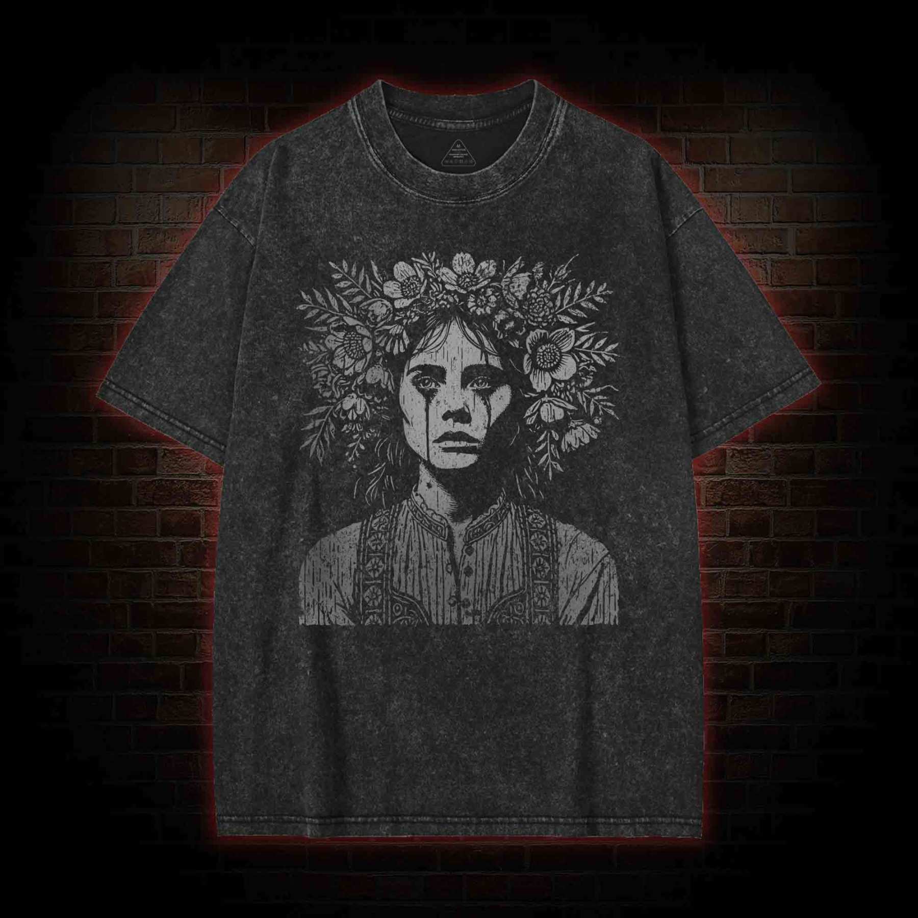 Mystic Hooded Figure Washed T-shirt