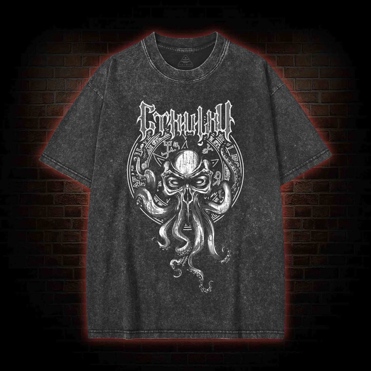 Cthulhu Retro Washed T-shirt with Dark Style