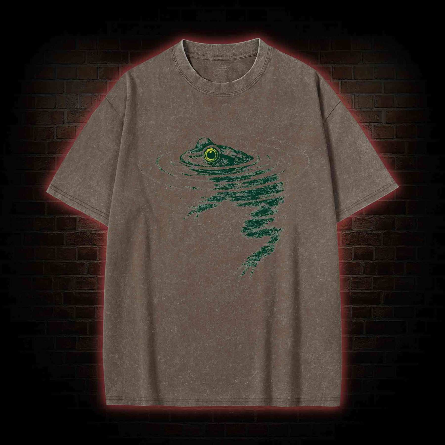 Frog Swimming Washed T-shirt