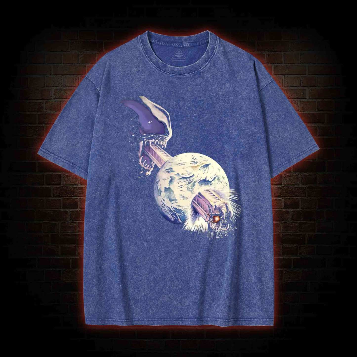 Alien Invasion Washed T-shirt