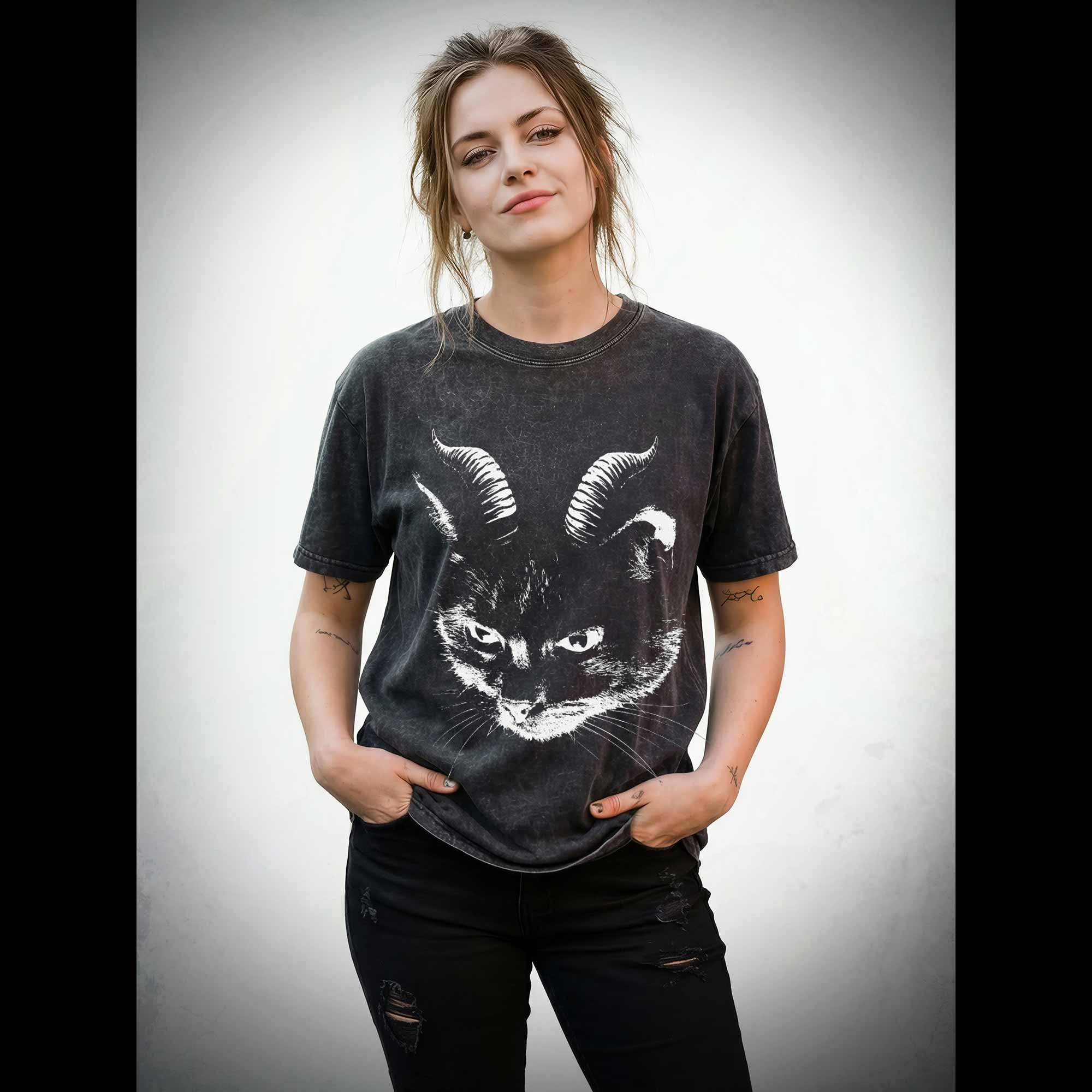 Dark Evil Black Cat Washed T-shirt