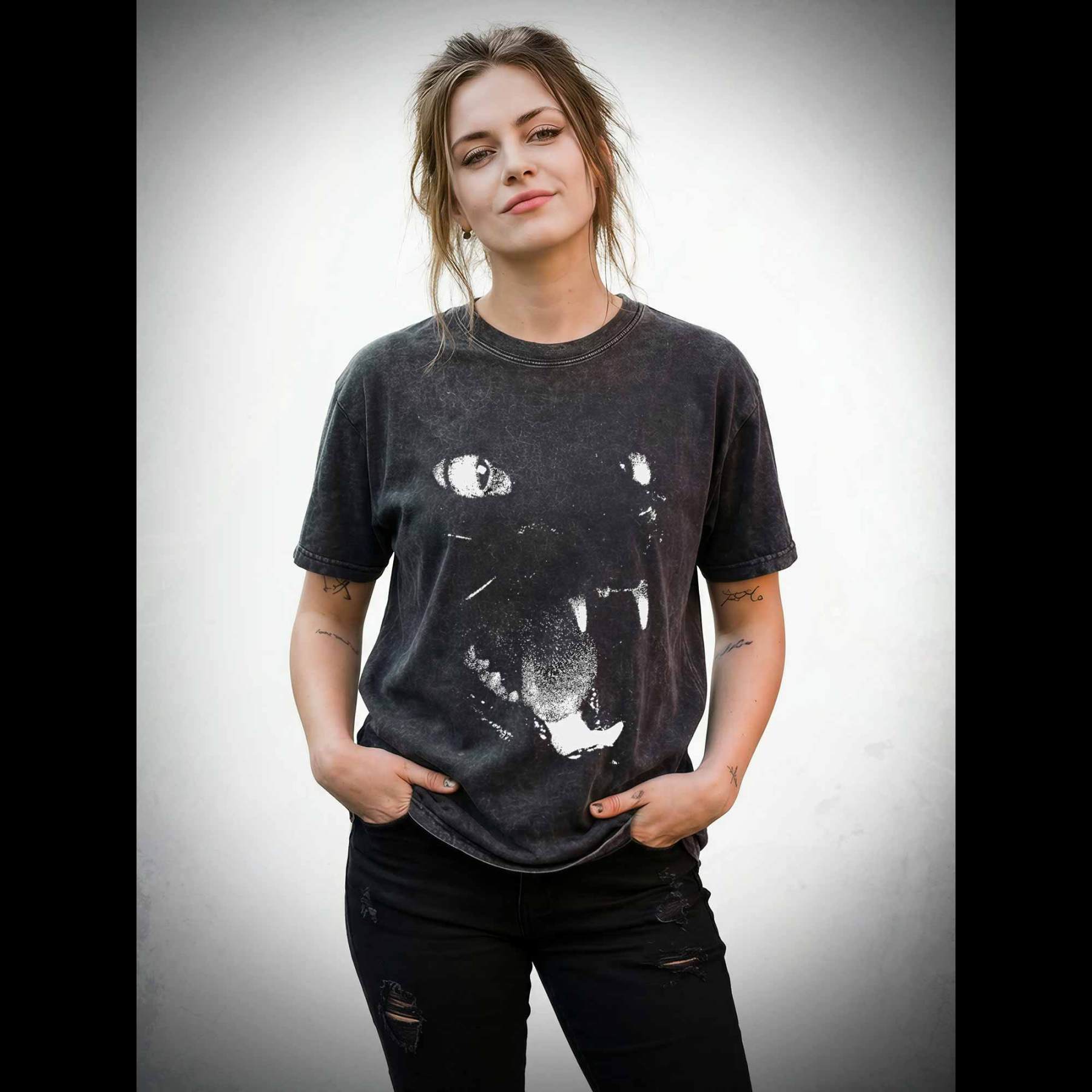 Black Cat Washed T-shirt