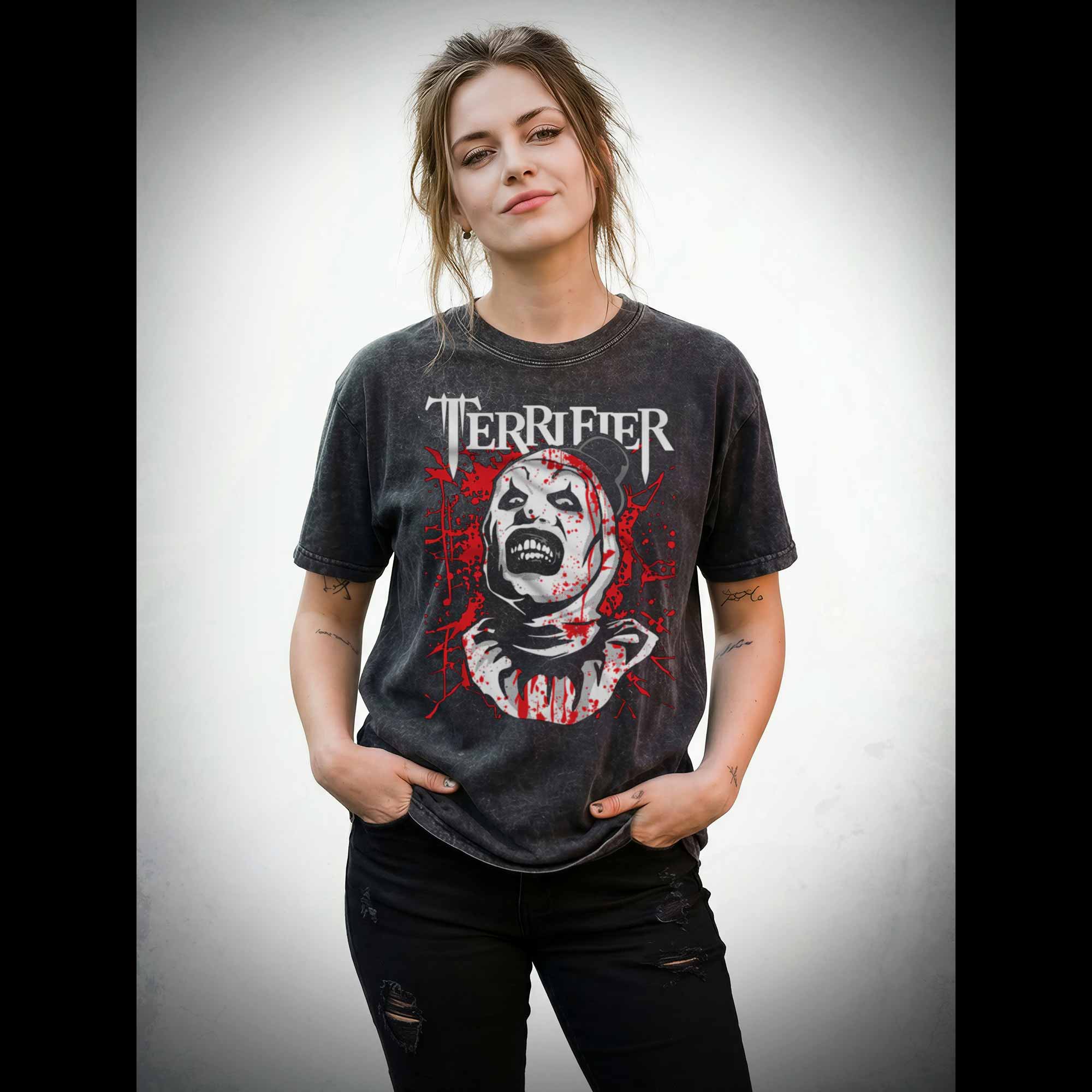 Never Smile at Him Washed T-shirt