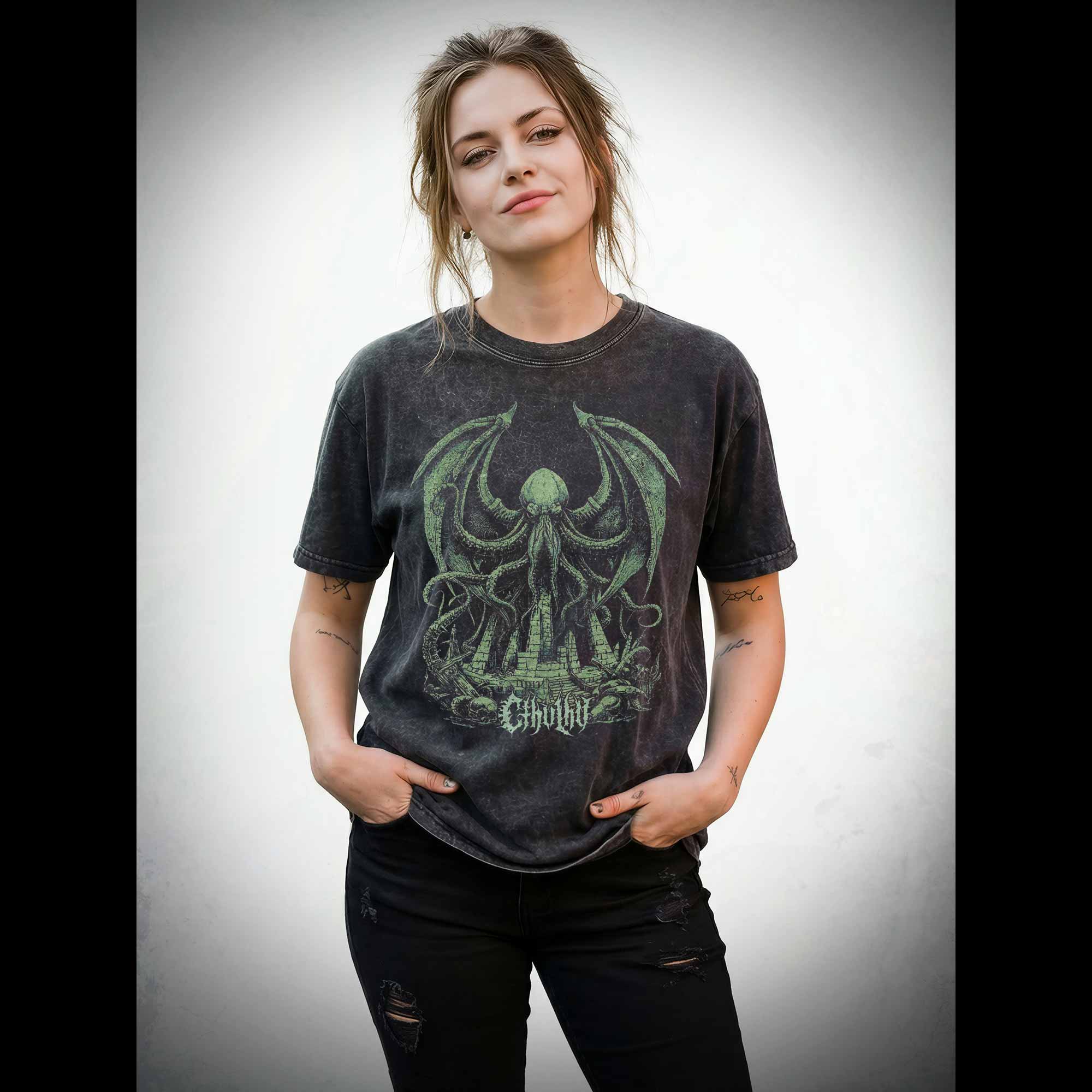 Cthulhu Fhtagn Washed T-shirt