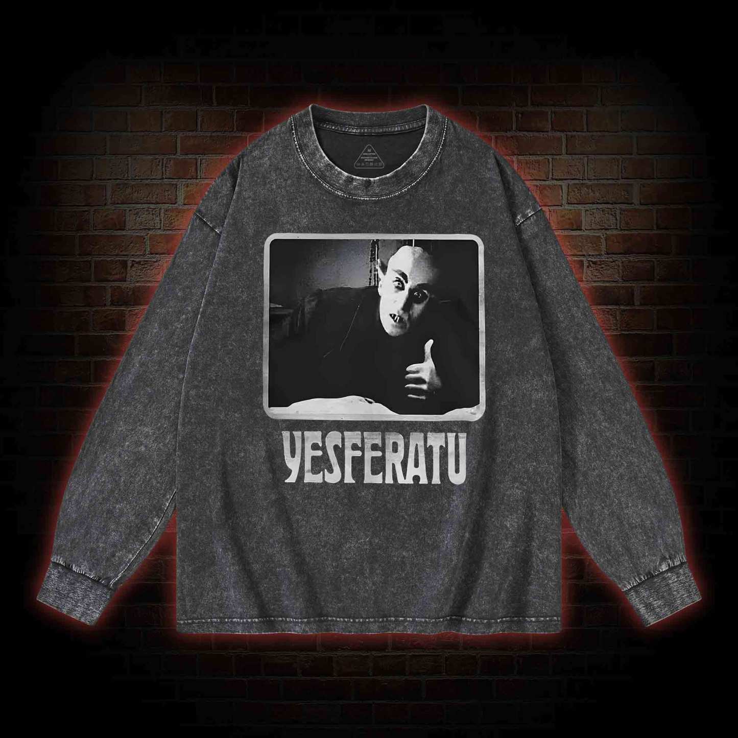 Yesferatu Funny Horror Retro Washed Long-Sleeve T-shirt