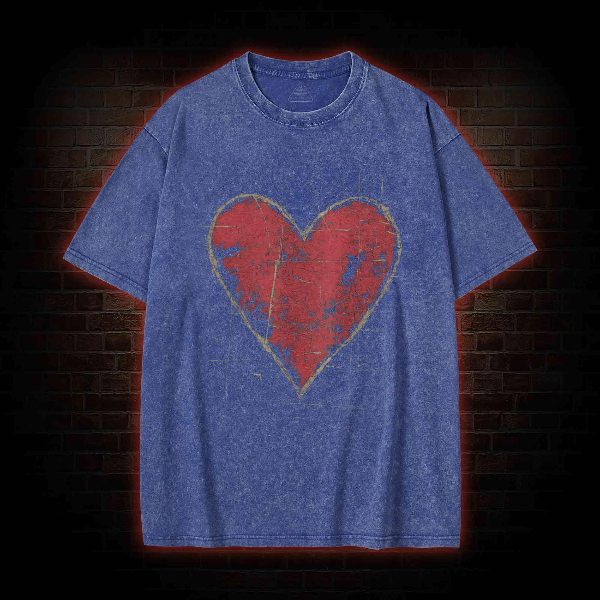 Distressed Heart Washed T-shirt