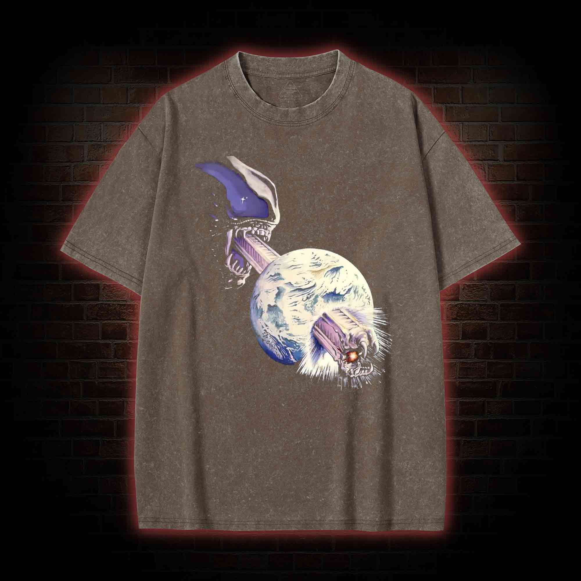 Alien Invasion Washed T-shirt