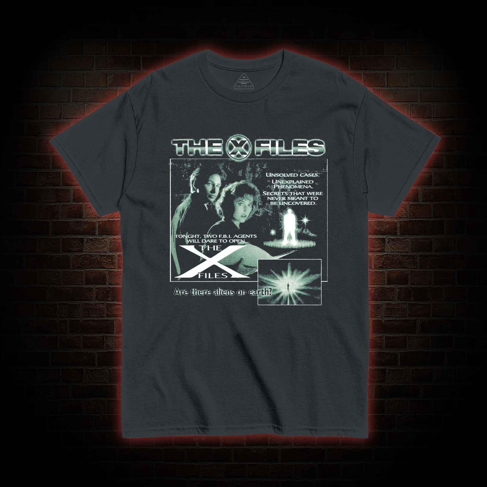 Are There Aliens on Earth? T-shirt