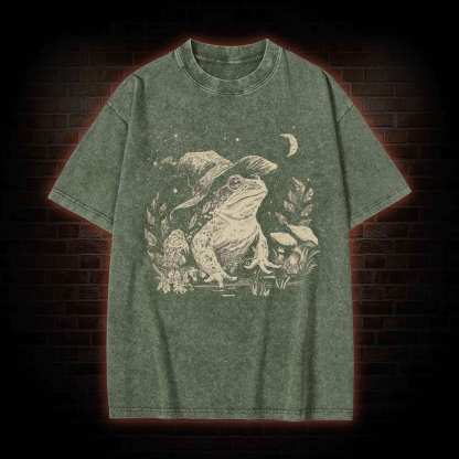 Witchy Frog Washed T-shirt