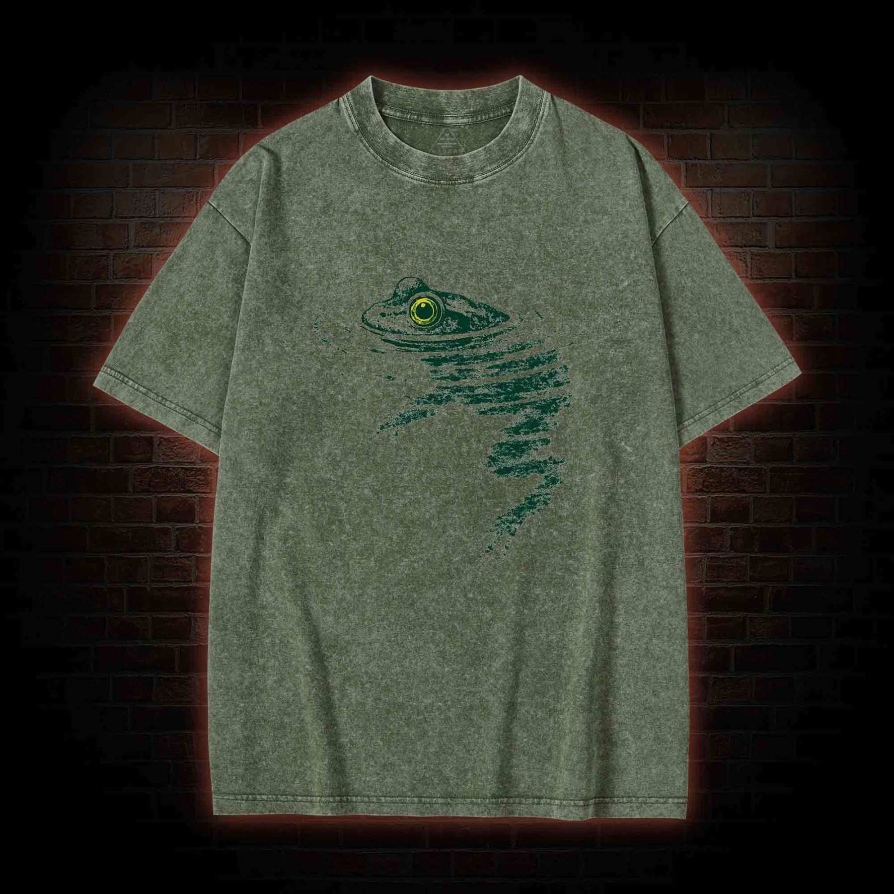 Frog Swimming Washed T-shirt
