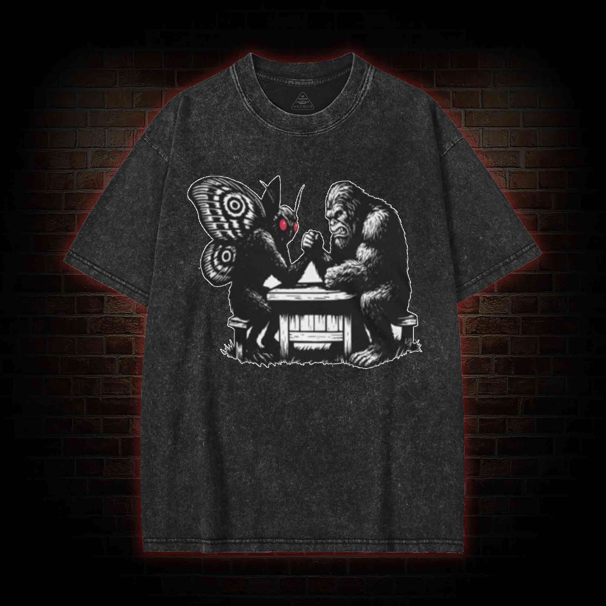 Bigfoot V Mothman Washed T-shirt