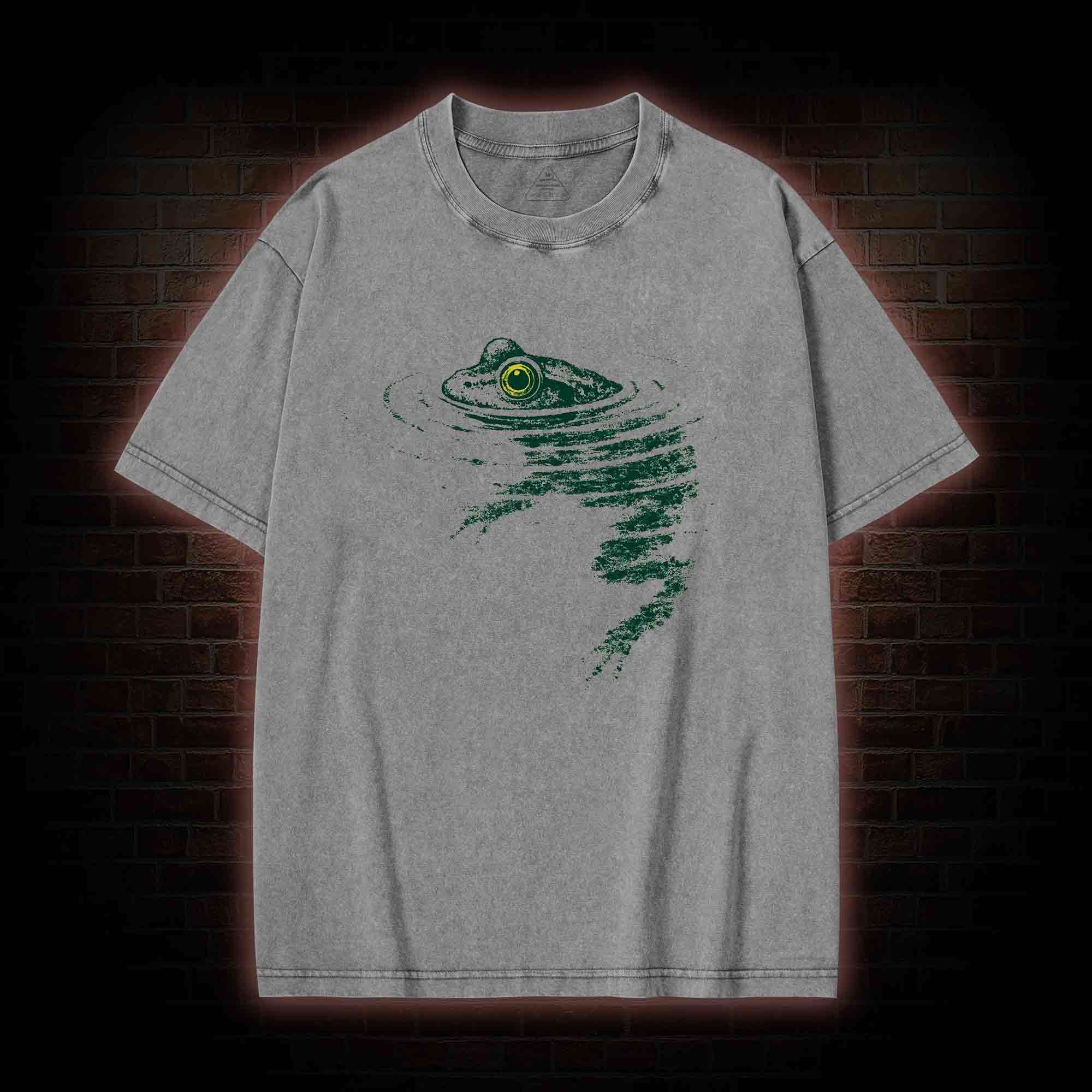 Frog Swimming Washed T-shirt