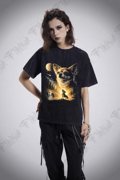 Chihuahua Howling to the Moon Washed T-shirt