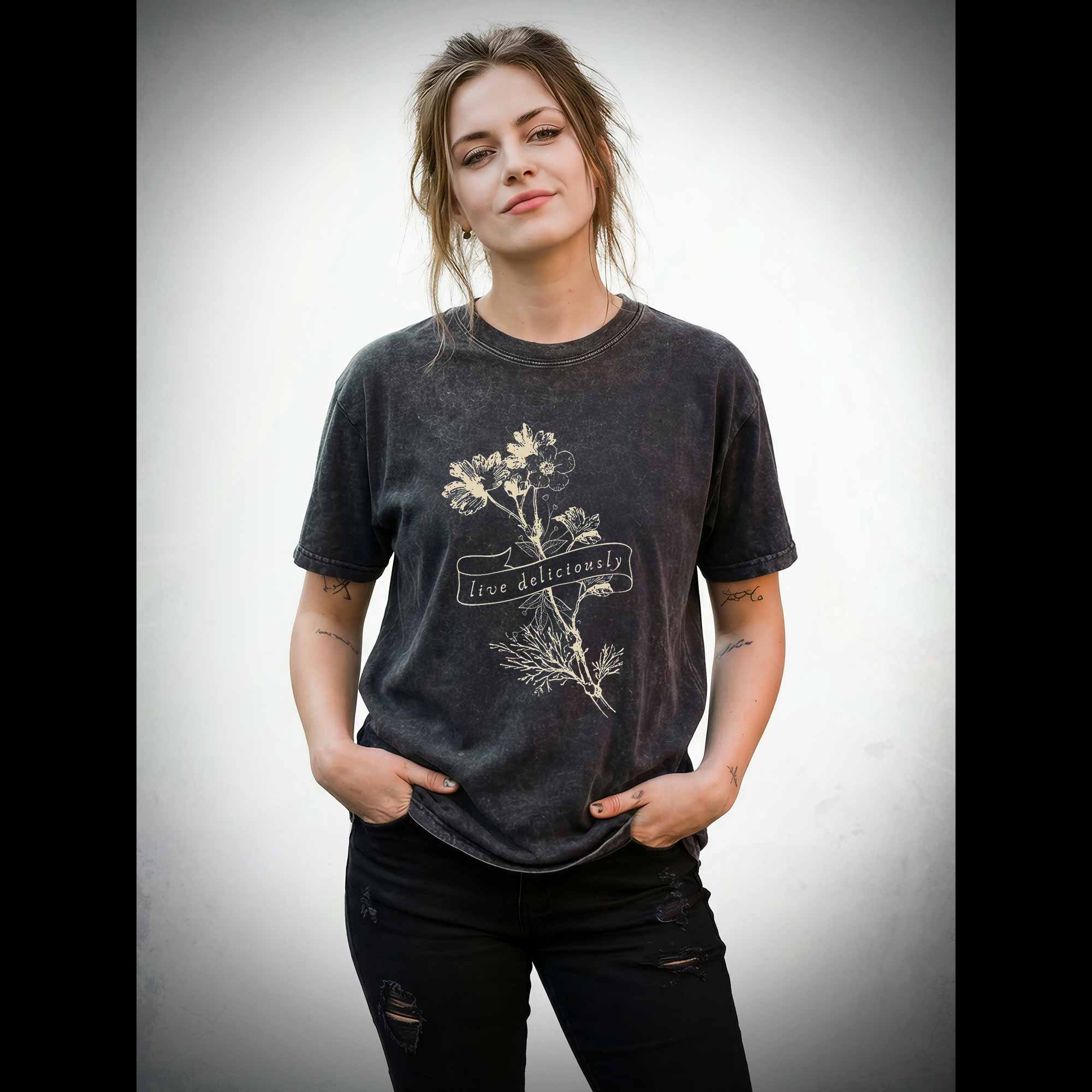 Live Deliciously Washed T-shirt