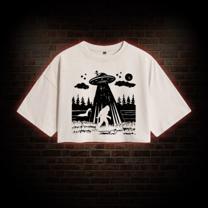 Bigfoot Sasquatch Alien UFO Loch Ness Monster Washed Cropped T-shirts