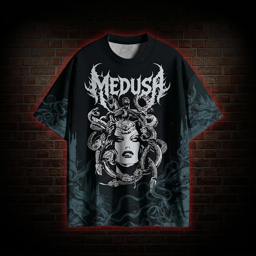 Retro Medusa Horror Graphic T-shirt