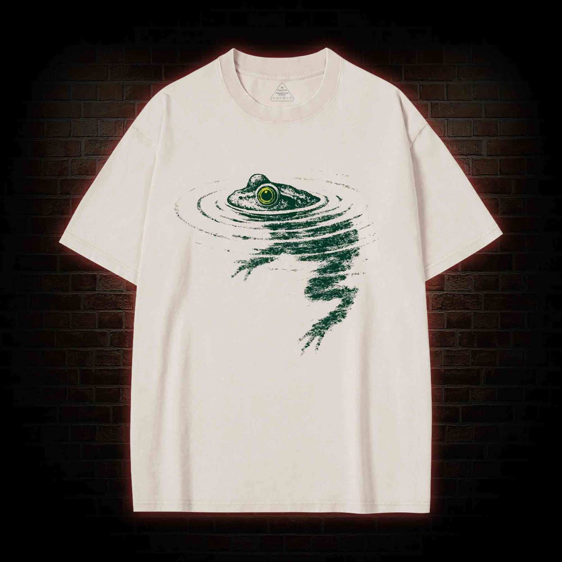 Frog Swimming Washed T-shirt