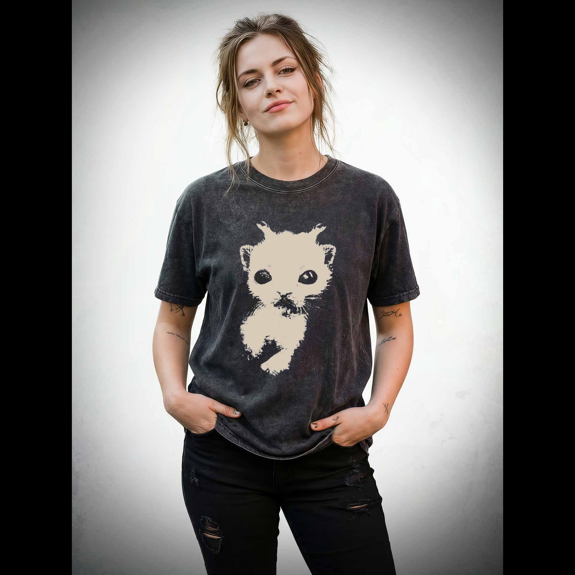 Silly Cat Alien Washed T-shirt