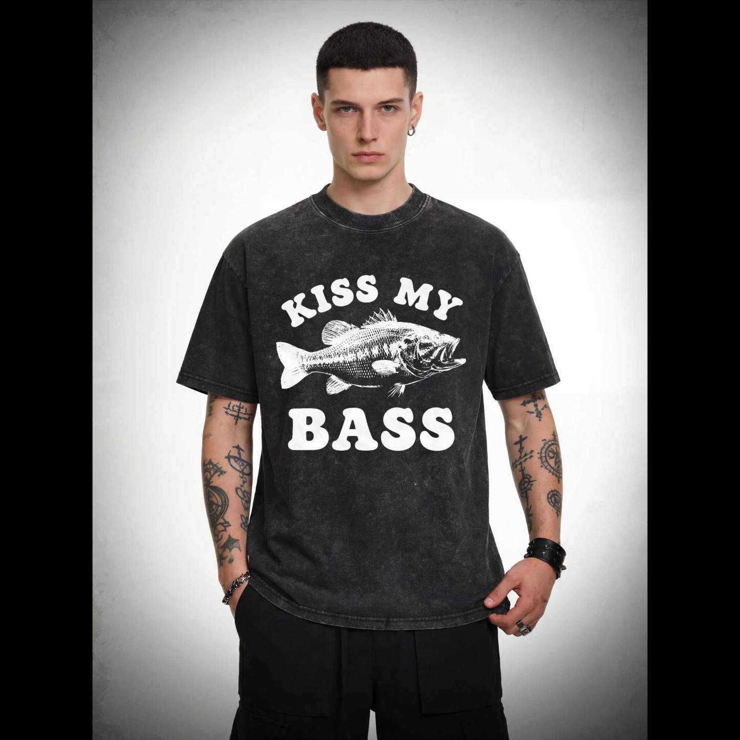 Kiss My Bass Washed T-shirt