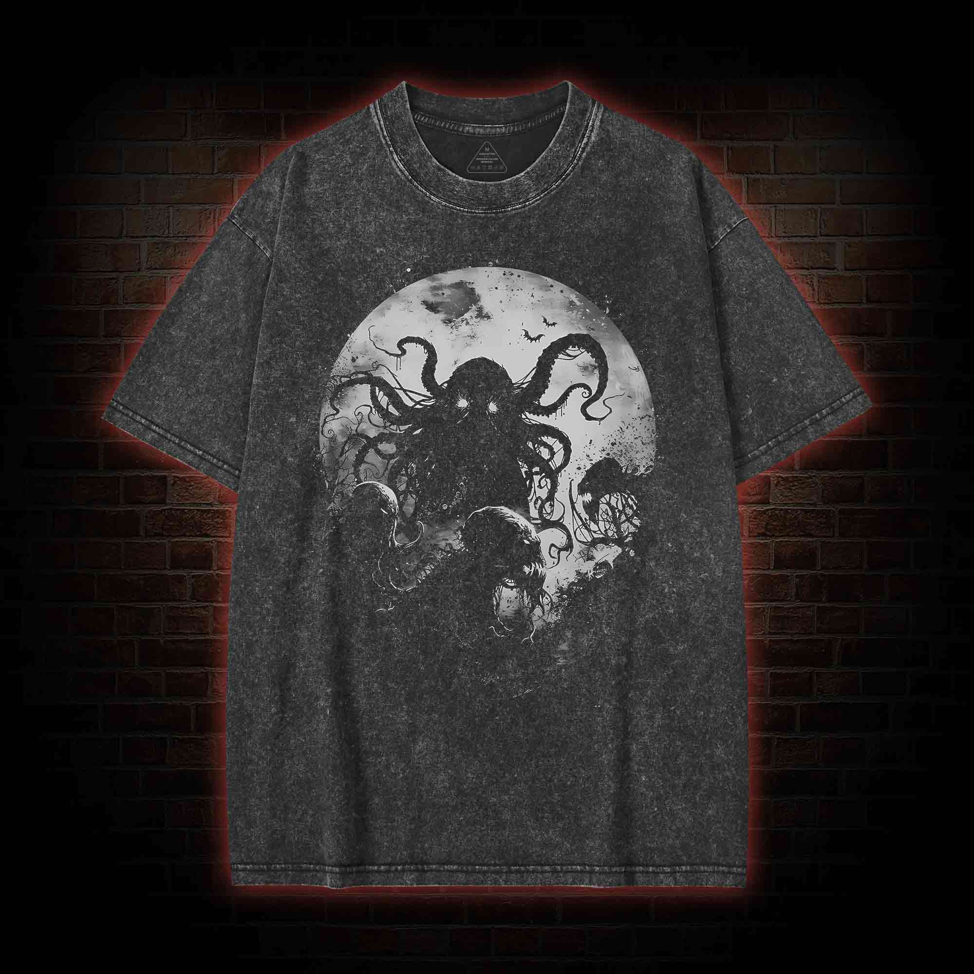 Old God Cthulhu Washed T-shirt