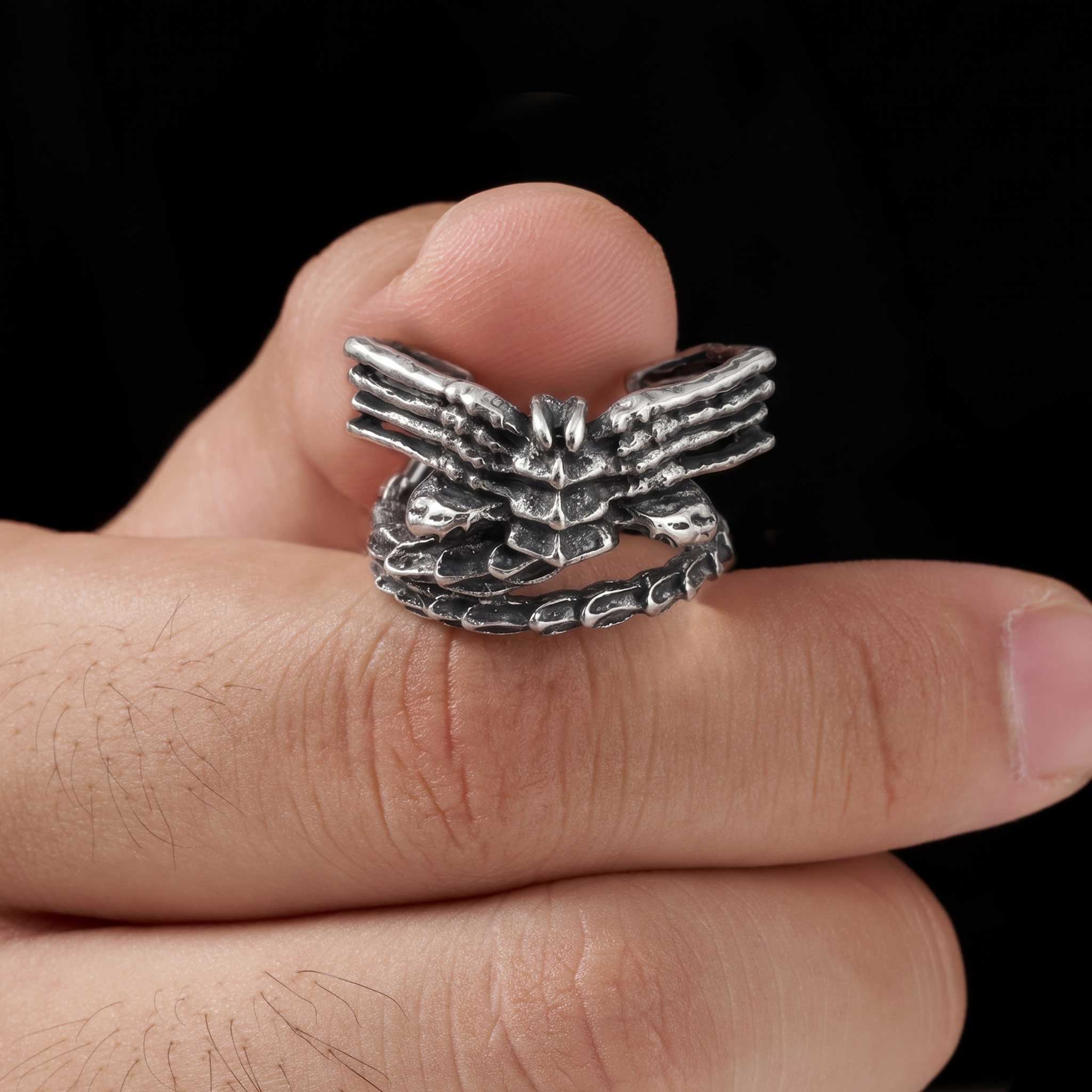 Alien Ring