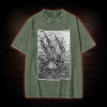 Giant Octopus Washed T-shirt