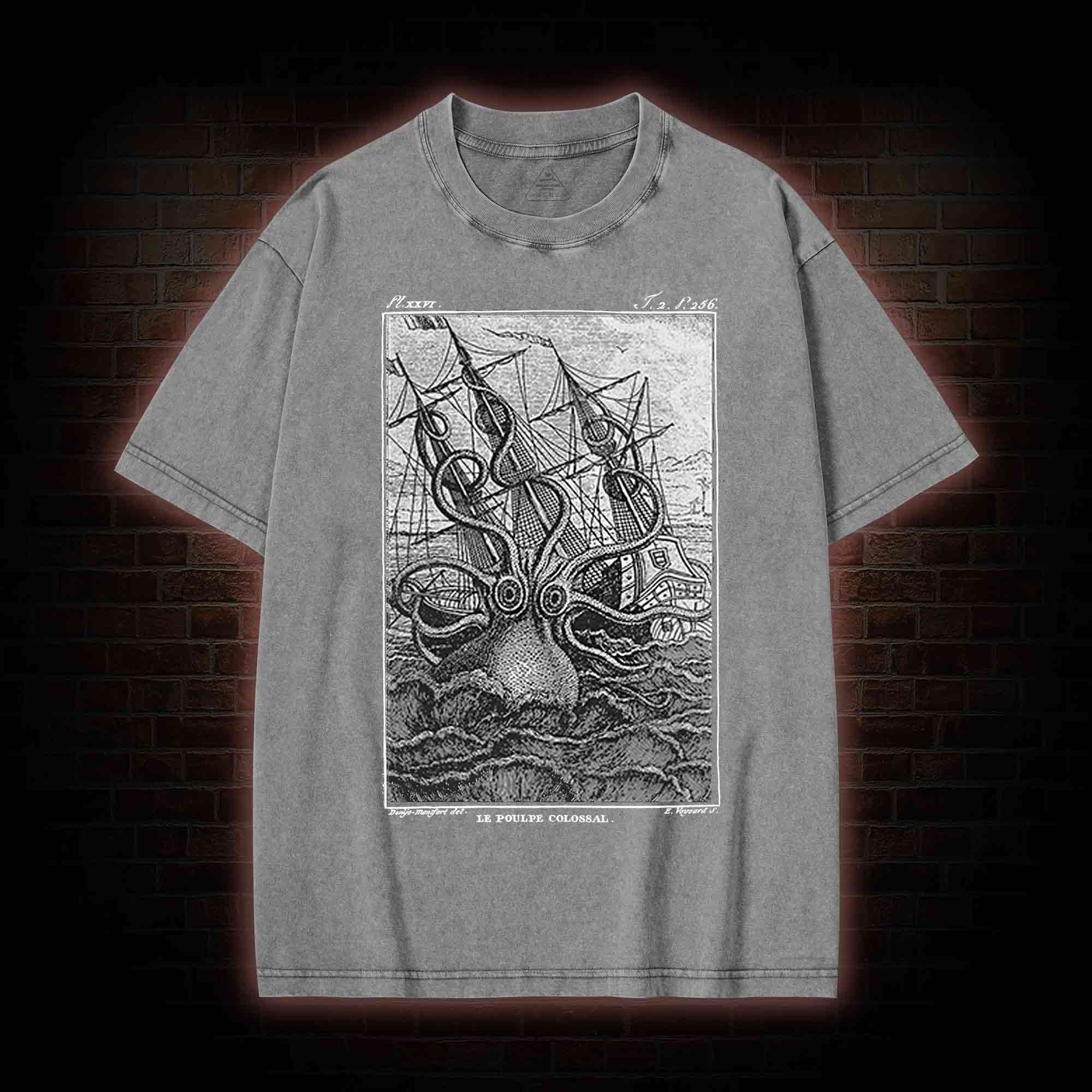 Giant Octopus Washed T-shirt