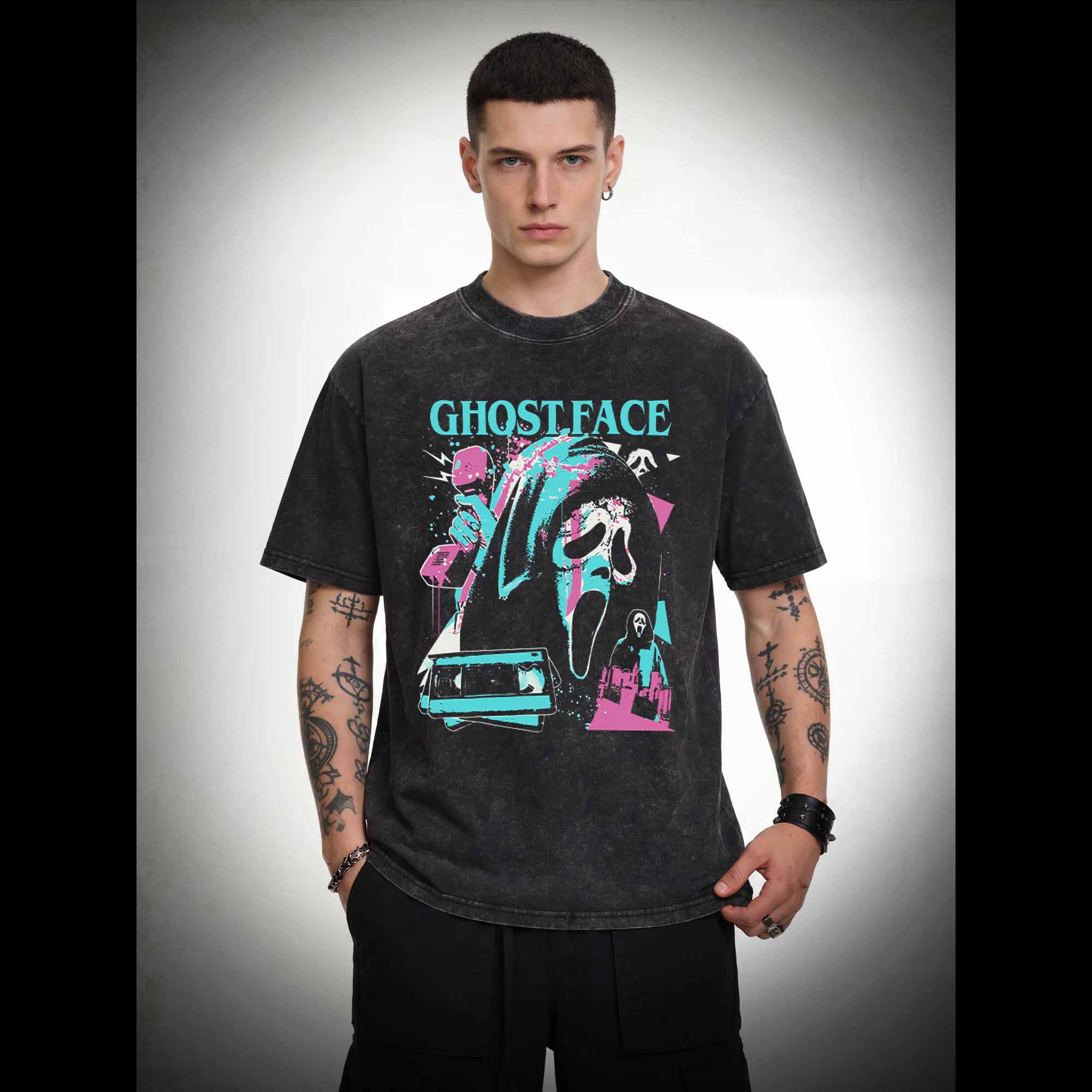 What's Your Favortie Scary Movie? Horror  Washed T-shirt