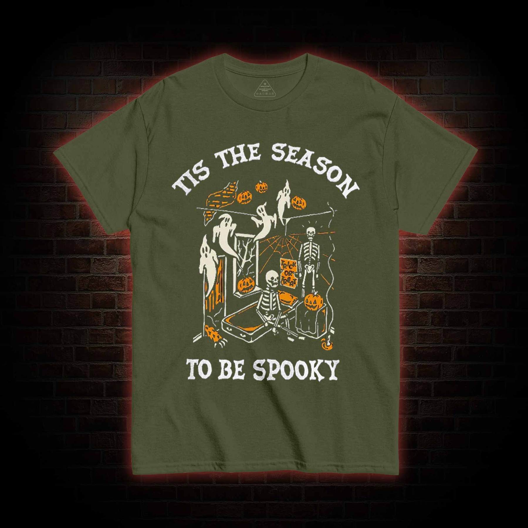 Tis The Season to be Spooky T-shirt