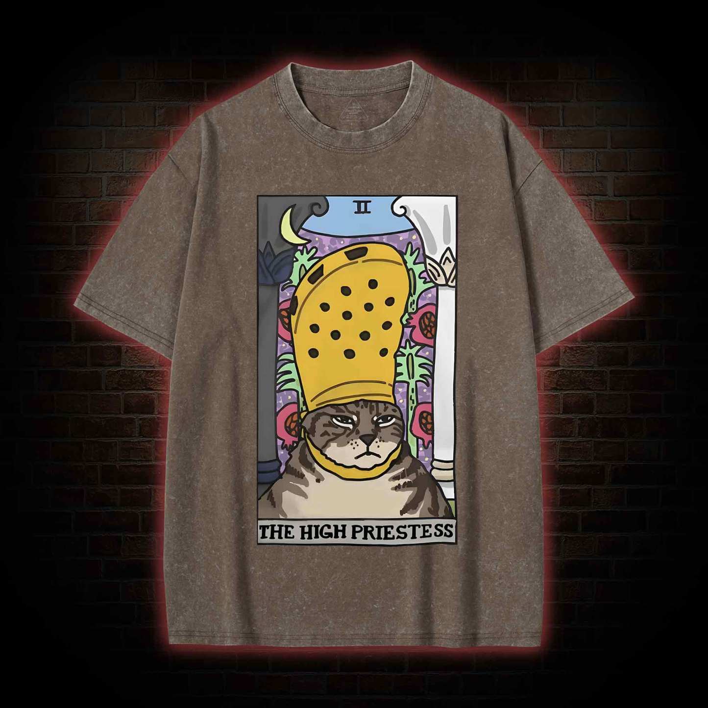 The High Priestess Cat Washed T-shirt